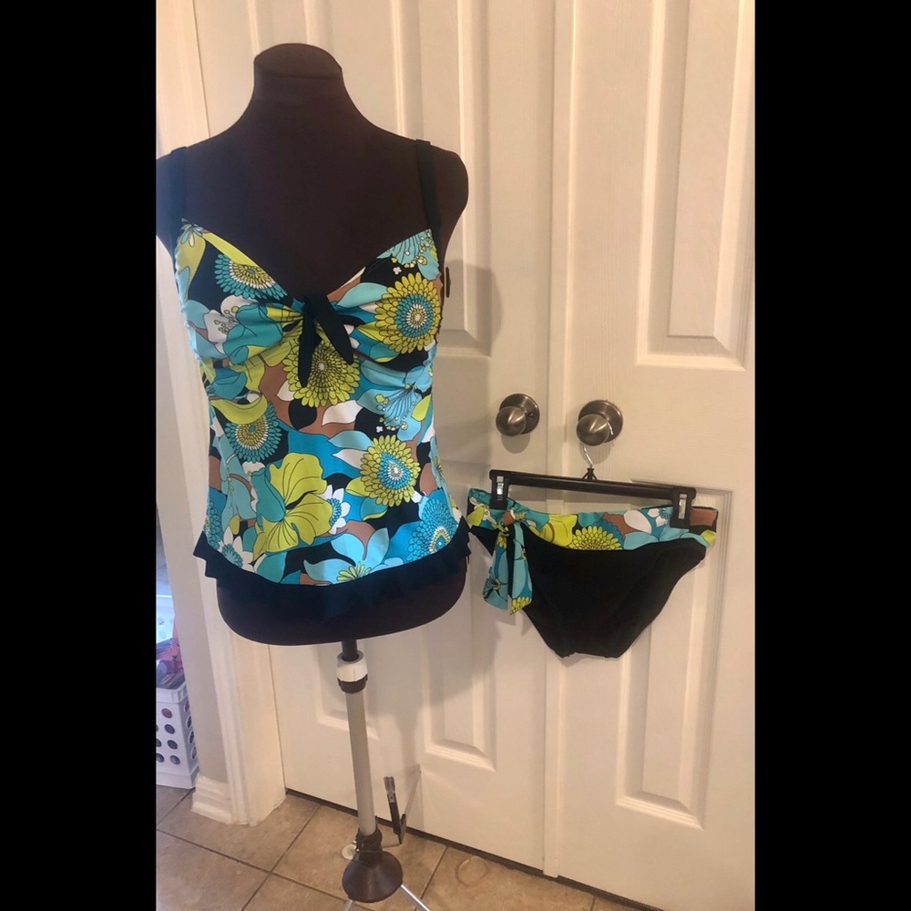 Floral Tankini Swim Suit Sz 12. No Tag, Blue/Green